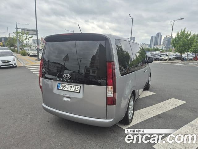 Hyundai Staria 2023 — Şəkil 5/17
