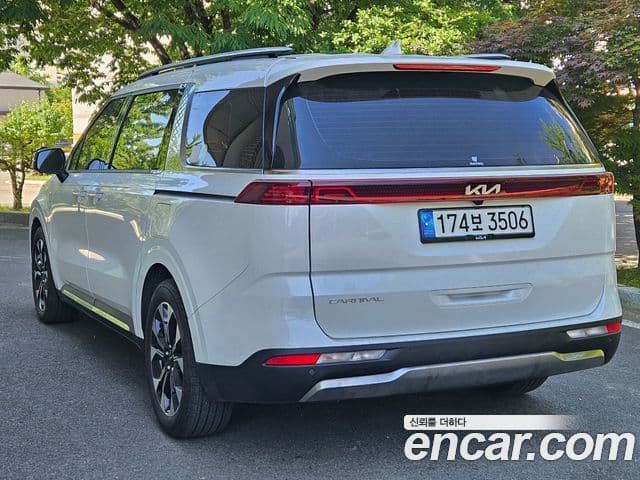 Kia Carnival 2023 — Şəkil 6/20