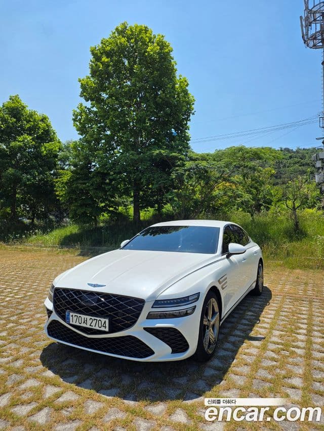 Genesis Electrified G80 2024 — ფოტო 3/8