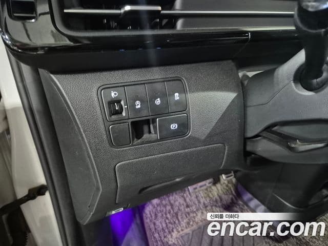 Hyundai Staria 2021 — Photo 8/17