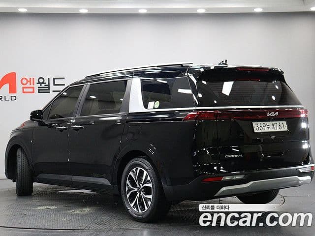 Kia Carnival 2022 — Фото 3/20