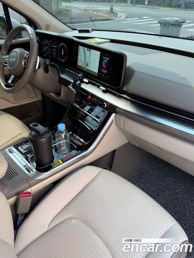 Kia Carnival 2022 — Şəkil 8/17