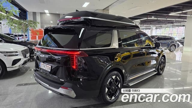 Kia Carnival 2024 — Фото 3/20