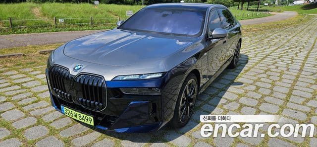 BMW 7 Series 2025 — Şəkil 1/20