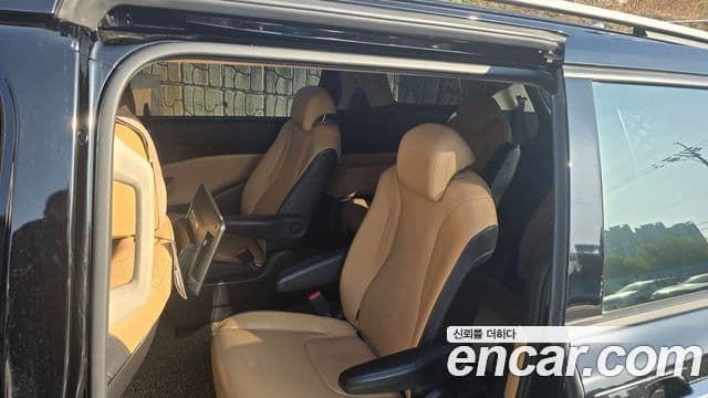 Kia Carnival 2020 — Фото 13/20