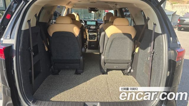 Kia Carnival 2020 — Фото 14/20