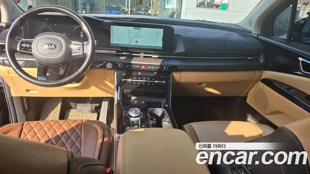 Kia Carnival 2020 — Фото 17/20