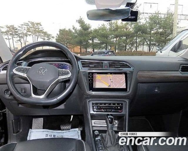 Volkswagen Tiguan Allspace 2023 — Фото 7/20