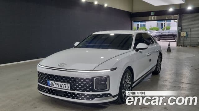 Hyundai Grandeur 2023 — ფოტო 18/18