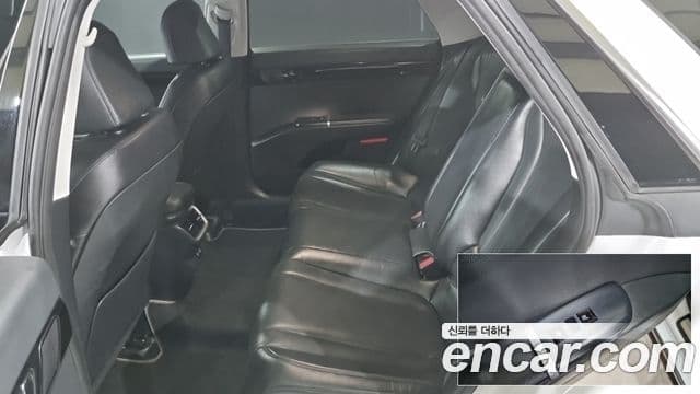 Hyundai Grandeur 2023 — ფოტო 6/18