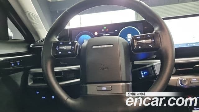Hyundai Grandeur 2023 — ფოტო 7/18