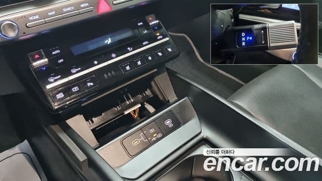 Hyundai Grandeur 2023 — ფოტო 11/18