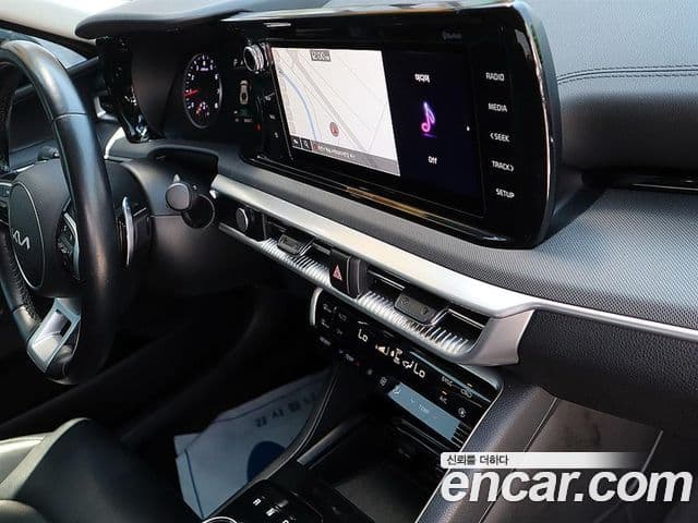 Kia K5 2022 — Şəkil 11/19