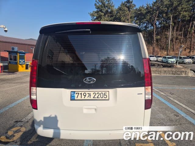 Hyundai Staria 2021 — фото 5 из 18