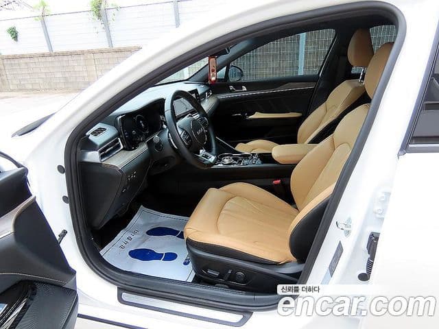 Kia K5 2023 — ფოტო 4/20