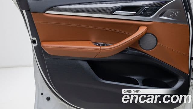 BMW X4M 2021 — Photo 12/20