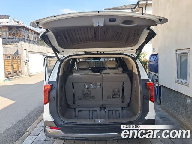 Kia Carnival 2024 — Şəkil 9/20
