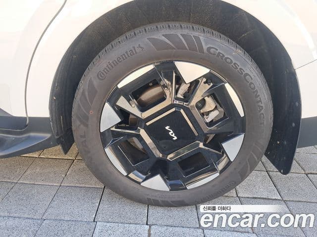 Kia Carnival 2024 — Şəkil 11/20