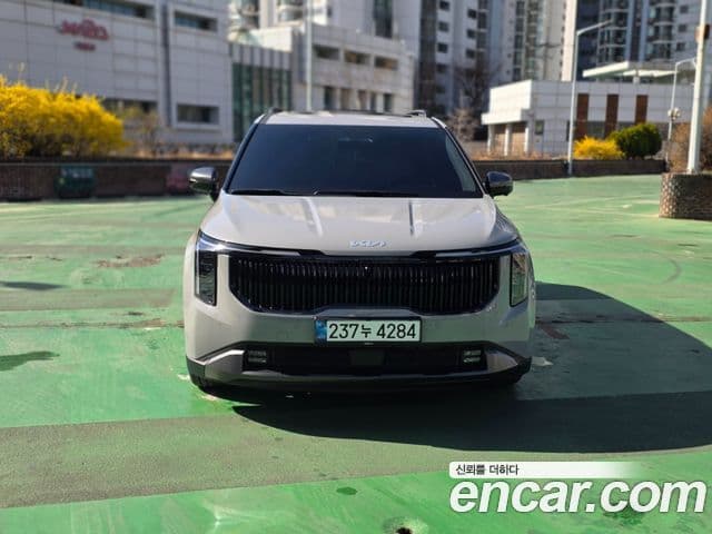 Kia Carnival 2024 — ფოტო 12/12