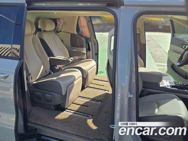 Kia Carnival 2024 — ფოტო 5/12