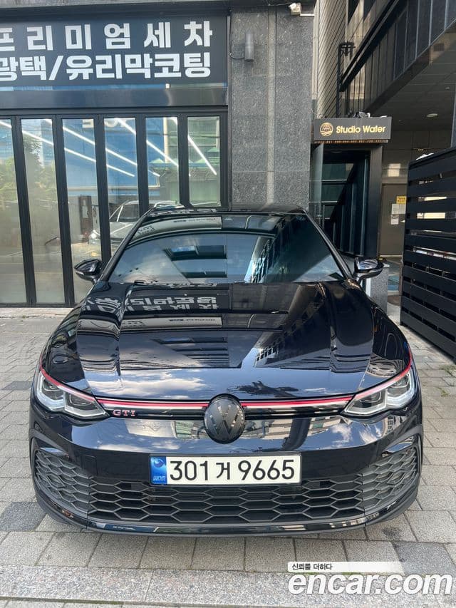 Volkswagen Golf 2022 — Photo 15/18