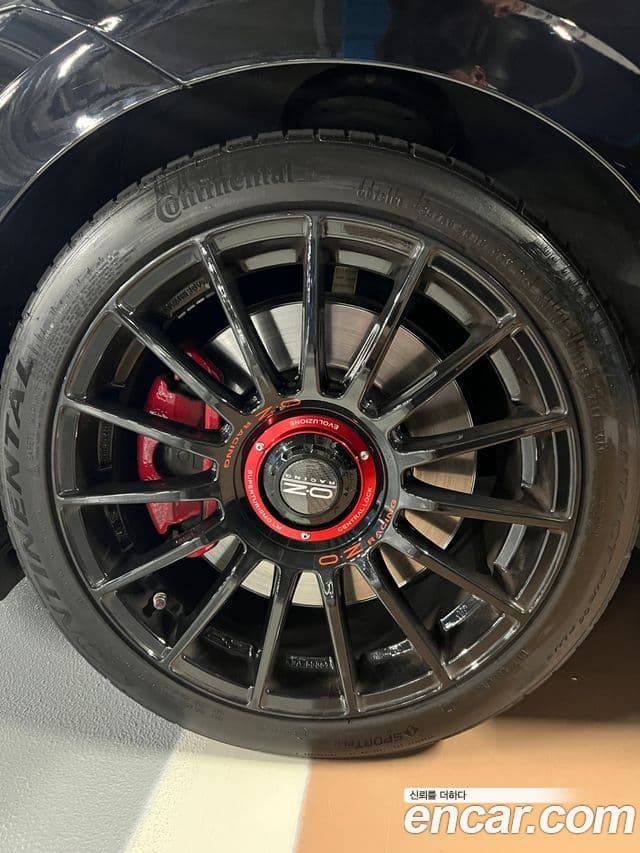 Volkswagen Golf 2022 — Photo 4/18