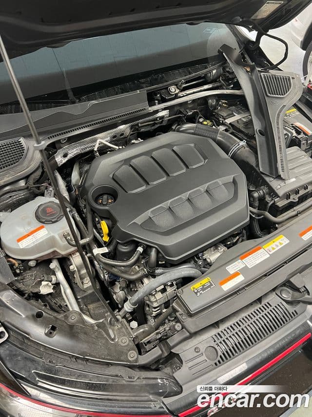 Volkswagen Golf 2022 — Photo 18/18