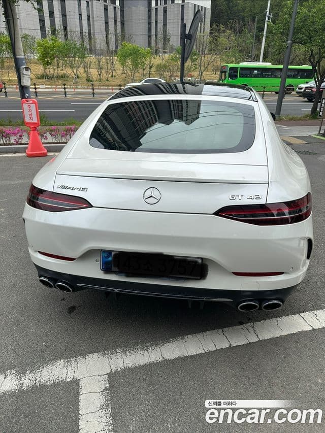 Mercedes-Benz AMG GT 2020 — ფოტო 2/10