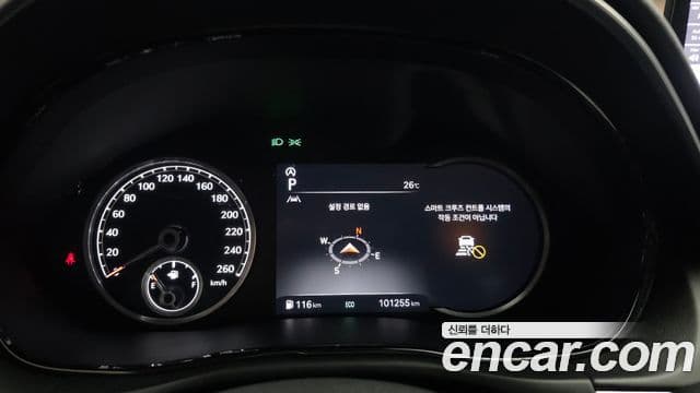 Genesis GV70 2021 — ფოტო 8/20