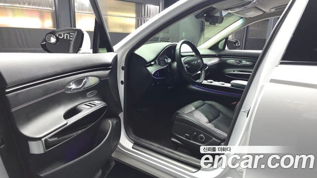 Genesis GV70 2021 — ფოტო 10/20