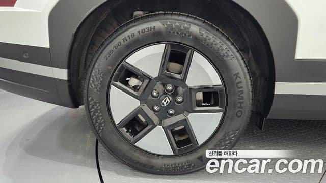 Hyundai Santa Fe 2024 — ფოტო 5/20