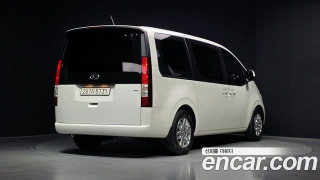 Hyundai Staria 2021 — Şəkil 2/20