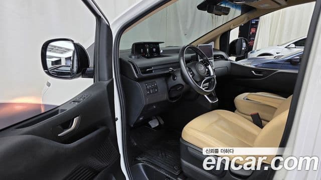 Hyundai Staria 2021 — Şəkil 10/20