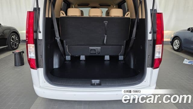 Hyundai Staria 2021 — Şəkil 16/20