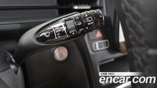 Hyundai Staria 2021 — ფოტო 31/32