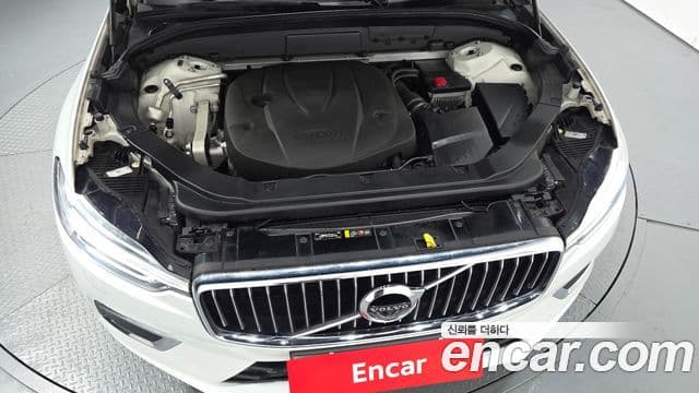 Volvo XC60 2018 — Şəkil 6/20