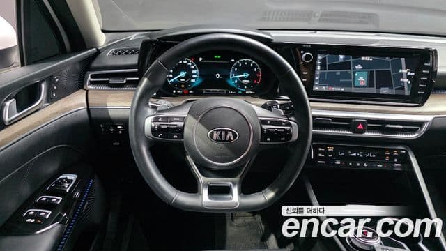 Kia K5 2020 — Фото 13/20