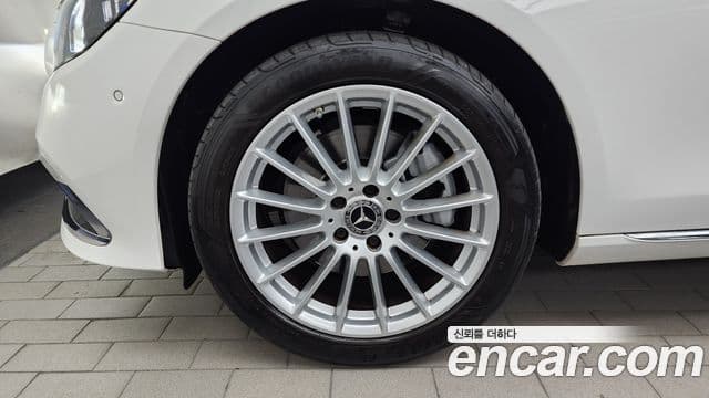 Mercedes-Benz E-Class 2021 — ფოტო 5/20