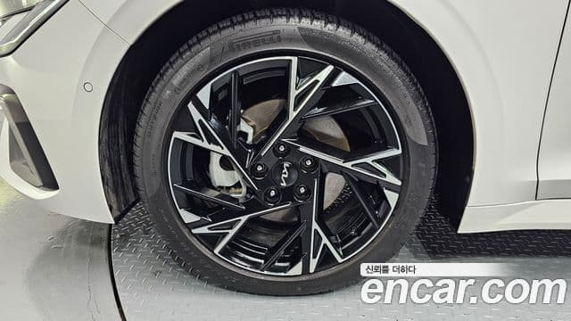 Kia K5 2024 — ფოტო 4/20