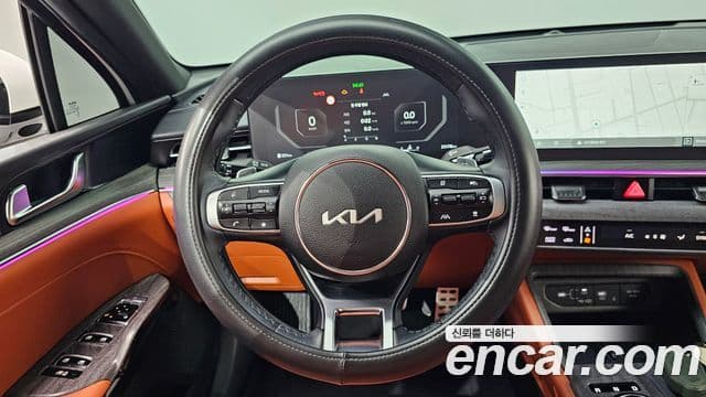 Kia K5 2024 — ფოტო 19/20