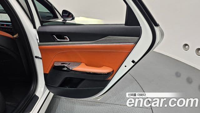 Kia K5 2024 — Photo 7/30
