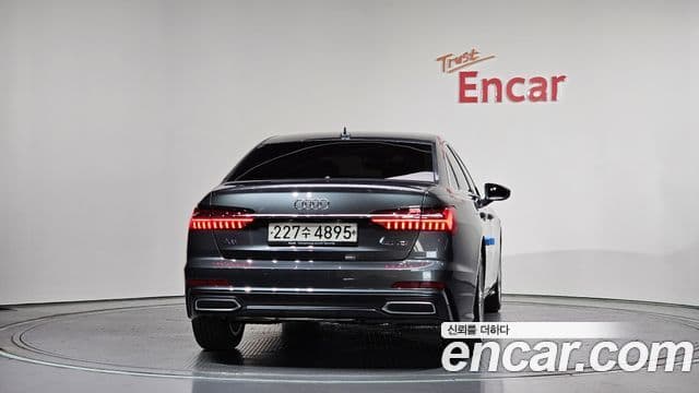 Audi A6 2020 — ფოტო 4/20