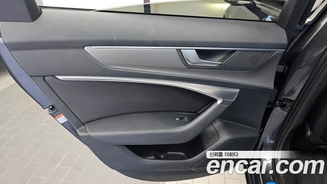 Audi A6 2020 — Photo 15/33