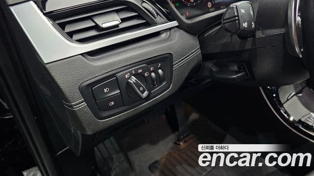 BMW X1 2022 — Şəkil 19/20