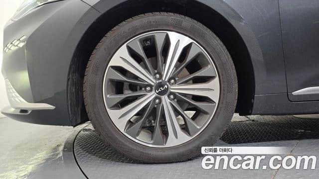 Kia K8 2021 — ფოტო 5/20