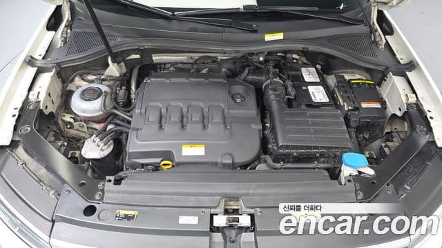 Volkswagen Tiguan 2020 — ფოტო 6/20