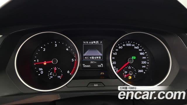 Volkswagen Tiguan 2020 — ფოტო 10/20