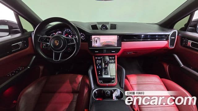 Porsche Cayenne 2023 — Photo 3/38
