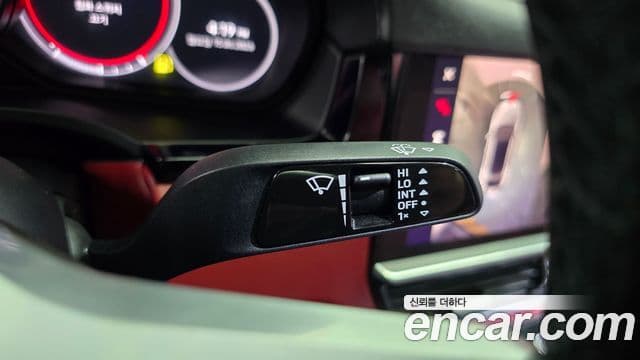 Porsche Cayenne 2023 — Photo 33/38