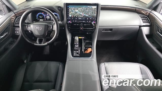 Toyota Alphard 2025 — ფოტო 7/20
